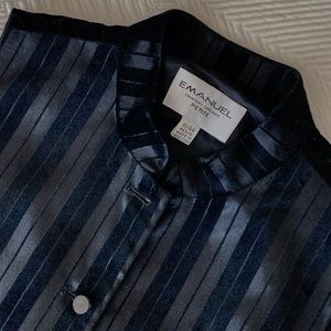 Vintage Womens designer Emanuel Ungaro black petite stripped vest